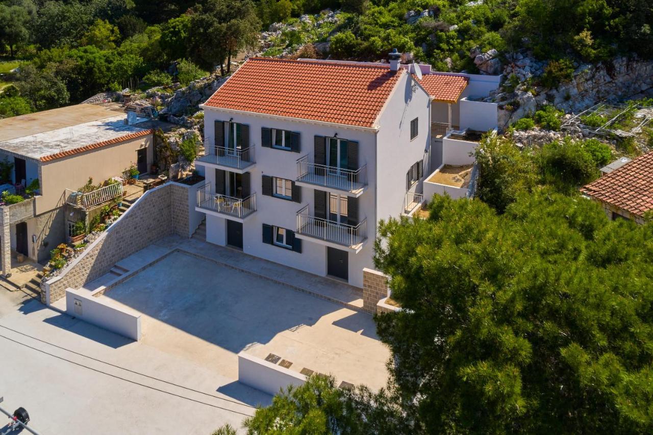 Green Lantern Apartments Okuklje Εξωτερικό φωτογραφία